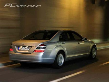 奔馳(Mercedes- Benz) 4MATIC 圖片 大圖 桌面