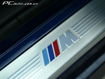 R BMW 130iMb DƬ D 