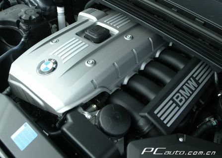 R BMW 130iMb DƬ D 