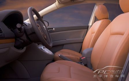 ծa Nissan Sentra DƬ D 